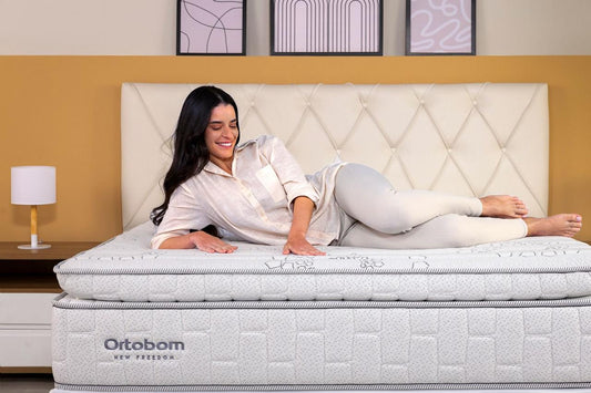 Colchão Ortobom New Freedom | Solteiro, Casal e Queen | Molas Ensacadas e Pillow Top com Espuma Nasa